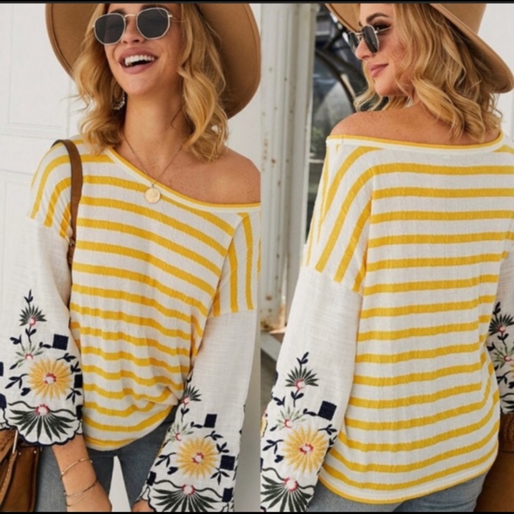 ♥️2 left Yellow striped shirt with floral sleeves - Picture 3 of 5